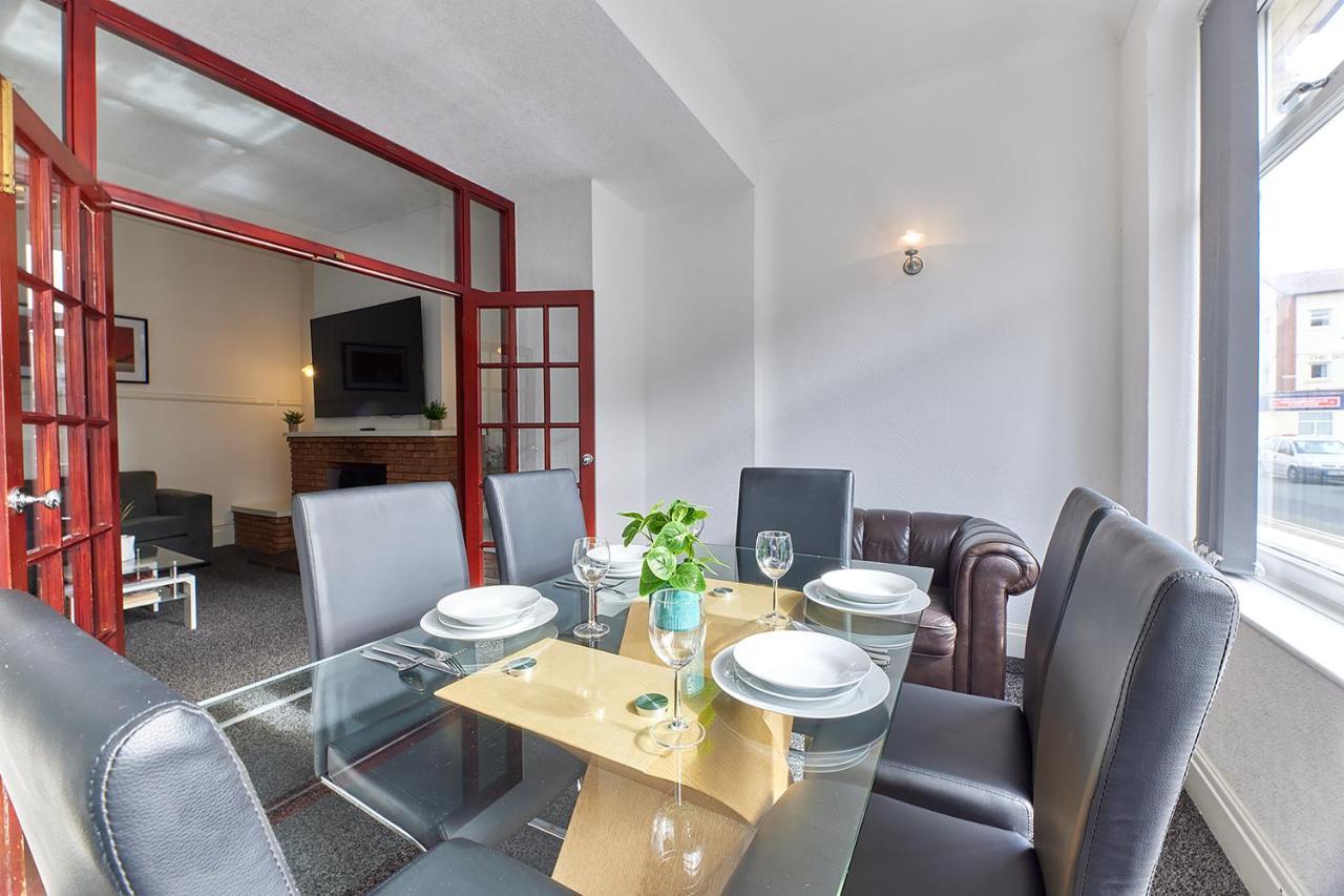 Pleasure Holiday Apartments 黑潭 外观 照片